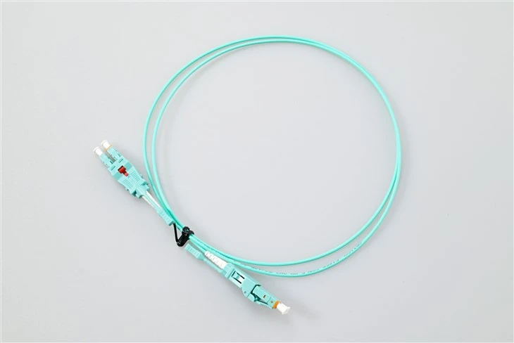 광섬유 패치 코드 Lc Uniboot OM3