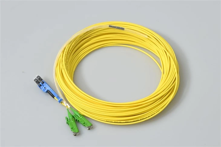 Hybrid LC Uniboot UPC to E2000 Fiber Optic Patch Cord factory